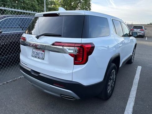 Used 2023 GMC Acadia SLE image 5