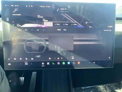 Used 2024 Tesla Cybertruck AWD Crew Cab image 21