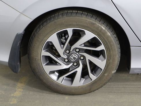 Used 2017 Honda Civic EX image 41