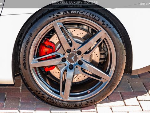 Used 2018 Mercedes-Benz AMG GT Roadster image 37