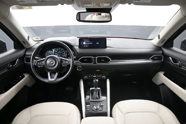 Certified 2023 MAZDA CX-5 AWD 2.5 S w/ Premium Plus Pkg image 9