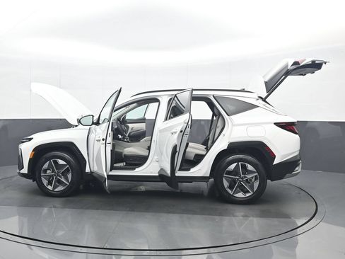 Used 2025 Hyundai Tucson SEL AWD/4WD image 37