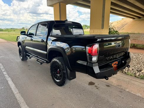Used 2019 Toyota Tacoma TRD Pro AWD/4WD image 5
