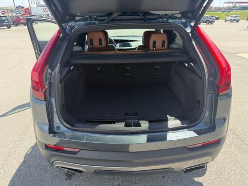 Used 2021 Cadillac XT4 Premium Luxury FWD image 9