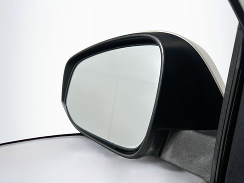 Used 2013 Toyota RAV4 XLE image 16