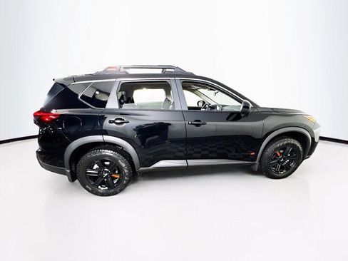 New 2026 Nissan Rogue SV image 4