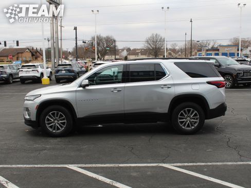 Used 2022 Chevrolet Traverse LT w/ LPO, Floor Liner Package image 7