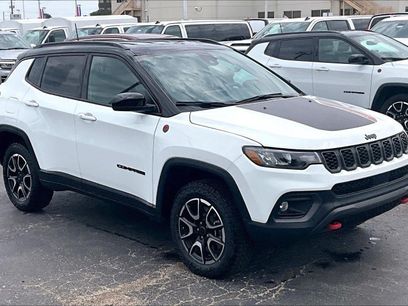 Used 2025 Jeep Compass Trailhawk
