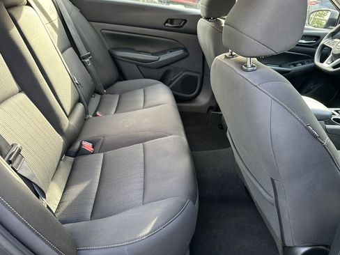 Used 2024 Nissan Altima 2.5 SV FWD image 15