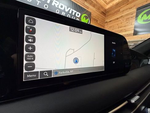 Used 2024 Hyundai Palisade Calligraphy image 21