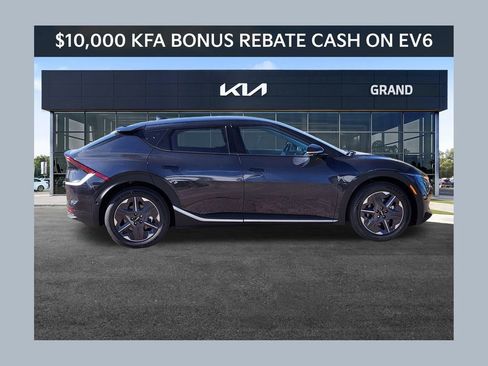 New 2025 Kia EV6 Light w/ Light LR Technology Package AWD/4WD image 1