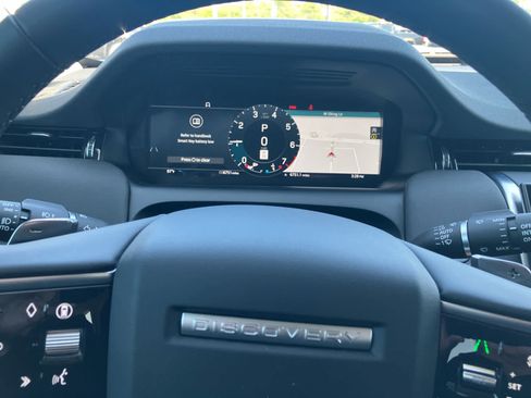 Used 2025 Land Rover Discovery Sport S AWD/4WD image 14