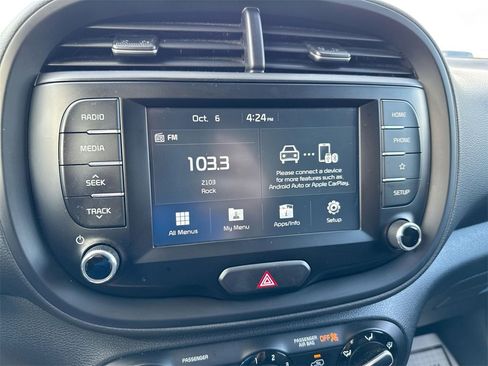 Used 2021 Kia Soul S image 13