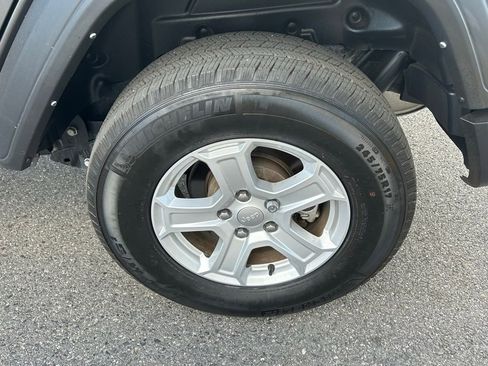 Certified 2022 Jeep Wrangler Unlimited Sport image 14