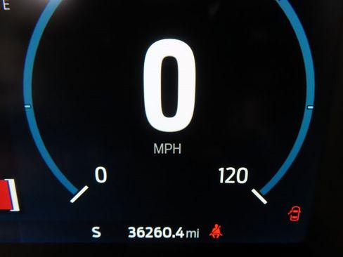 Used 2023 Ford F150 Platinum w/ Equipment Group 701A High image 12