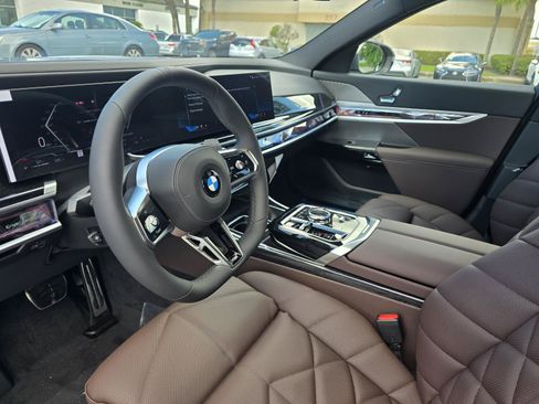 New 2026 BMW 740i RWD image 15