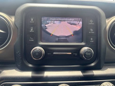 Used 2021 Jeep Wrangler Unlimited Sport AWD/4WD image 13