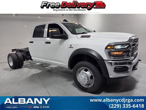 New 2026 RAM 4500 Tradesman w/ Chrome Appearance Group AWD/4WD image 1