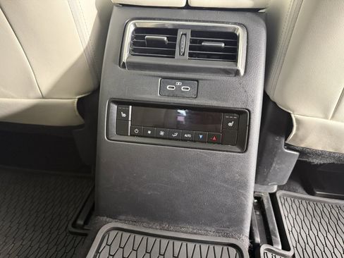 Used 2024 MAZDA CX-90 Plug-In Hybrid w/ Premium Plus AWD/4WD image 15