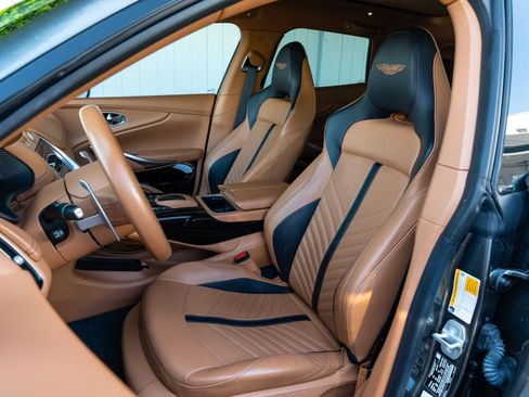 Used 2023 Aston Martin DBX 707 AWD/4WD image 28