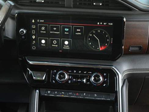 Used 2024 GMC Sierra 2500 Denali Ultimate AWD/4WD image 33