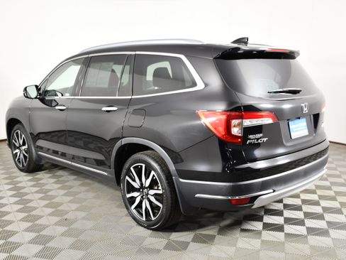 Used 2021 Honda Pilot Touring image 8