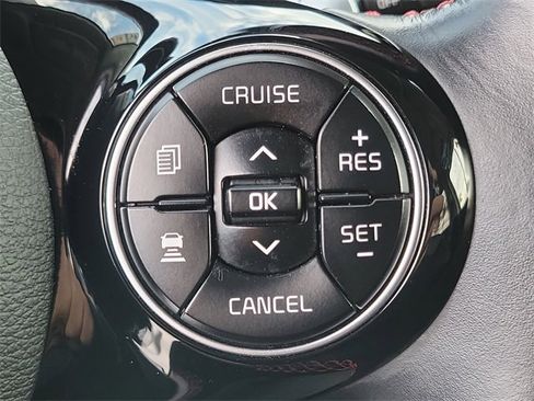 Used 2022 Kia Soul Turbo image 9