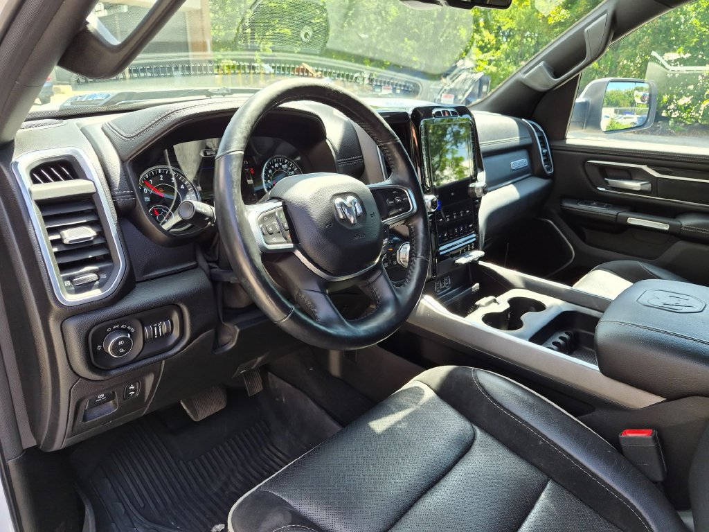 Used 2020 RAM 1500 Laramie w/ Sport Appearance Package AWD/4WD image 11