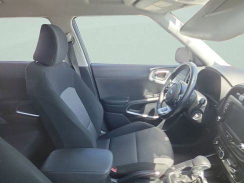 Used 2021 Kia Soul X-Line image 5
