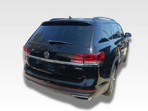 Used 2021 Volkswagen Atlas SE image 4