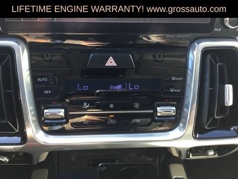 Used 2023 Kia Sorento SX AWD/4WD image 30