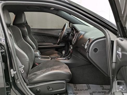 Used 2019 Dodge Charger Scat Pack w/ Plus Group RWD image 17