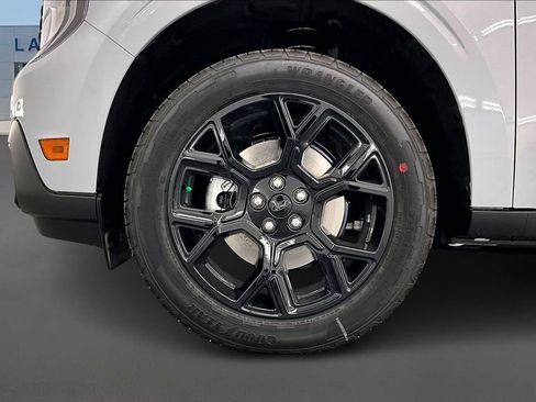 New 2026 Ford Maverick Lariat w/ Black Appearance Package image 12