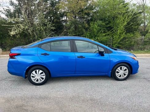 Used 2020 Nissan Versa S image 8