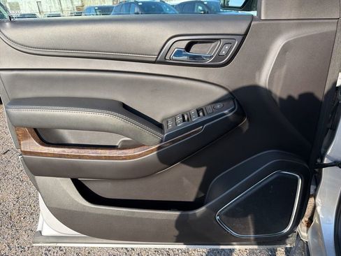 Used 2016 Chevrolet Tahoe 4WD w/ Remote Keyless Entry Package image 12