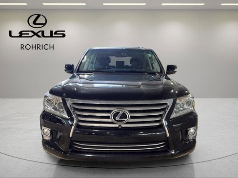 Used 2013 Lexus LX 570 4WD image 2