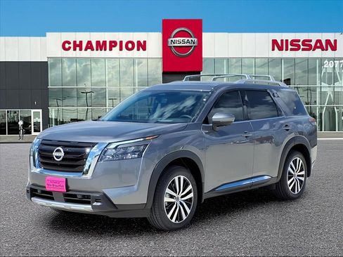 New 2025 Nissan Pathfinder Platinum w/ Cargo Package image 2