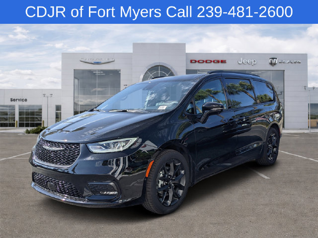 New 2026 Chrysler Pacifica Select FWD image 5