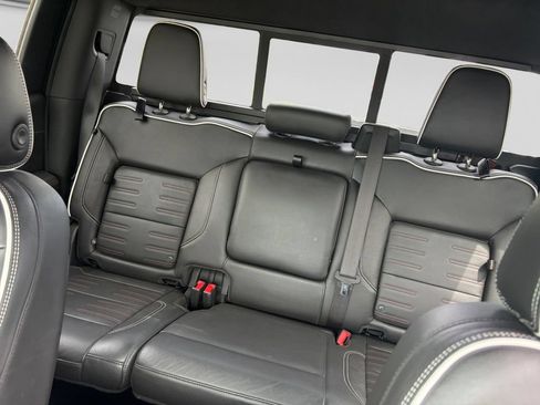 Used 2023 GMC Sierra 1500 AT4X AWD/4WD image 18