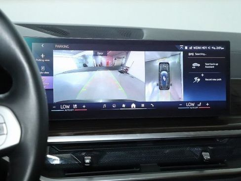 Used 2024 BMW X7 xDrive40i AWD/4WD image 33