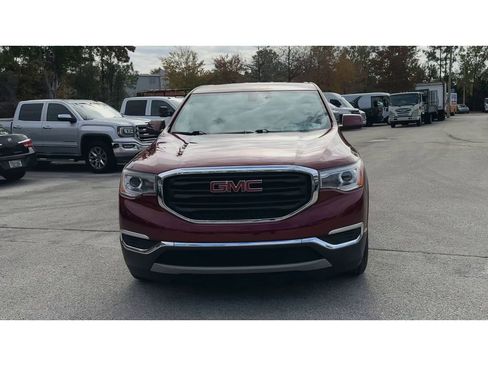 Certified 2017 GMC Acadia SLE image 3