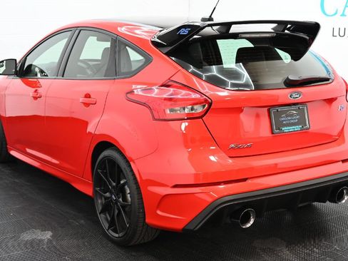 Used 2018 Ford Focus RS AWD/4WD image 5