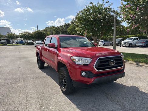 Used 2022 Toyota Tacoma SR5 w/ Technology Package RWD image 7