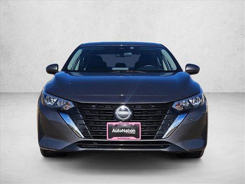 Used 2024 Nissan Sentra SV image 2