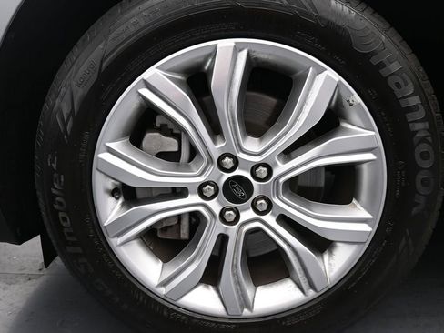 Used 2024 Ford Edge Titanium AWD/4WD image 14
