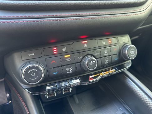 Used 2021 Dodge Durango R/T AWD/4WD image 23