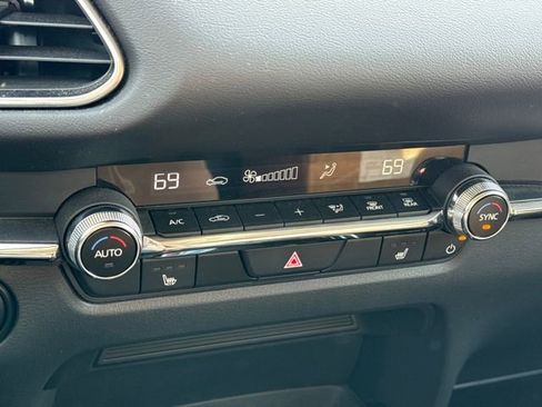 Used 2024 MAZDA CX-30 AWD 2.5 S w/ Premium Package image 27