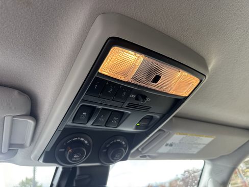 Used 2021 Toyota 4Runner TRD Off-Road Premium image 31