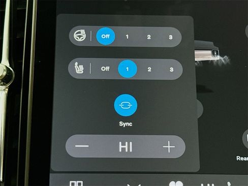 New 2026 Volvo XC90 B6 Plus w/ Protection Package Premier image 20