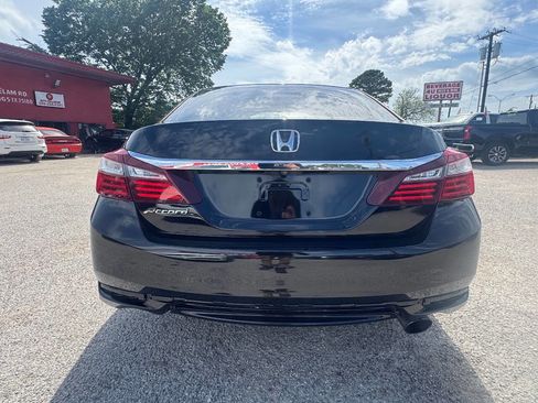 Used 2016 Honda Accord LX image 5